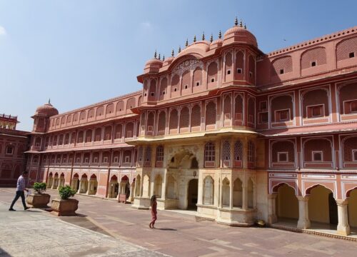 Experiencing Rajasthan’s Royal Heritage: A Guide to the State’s Palaces and Forts